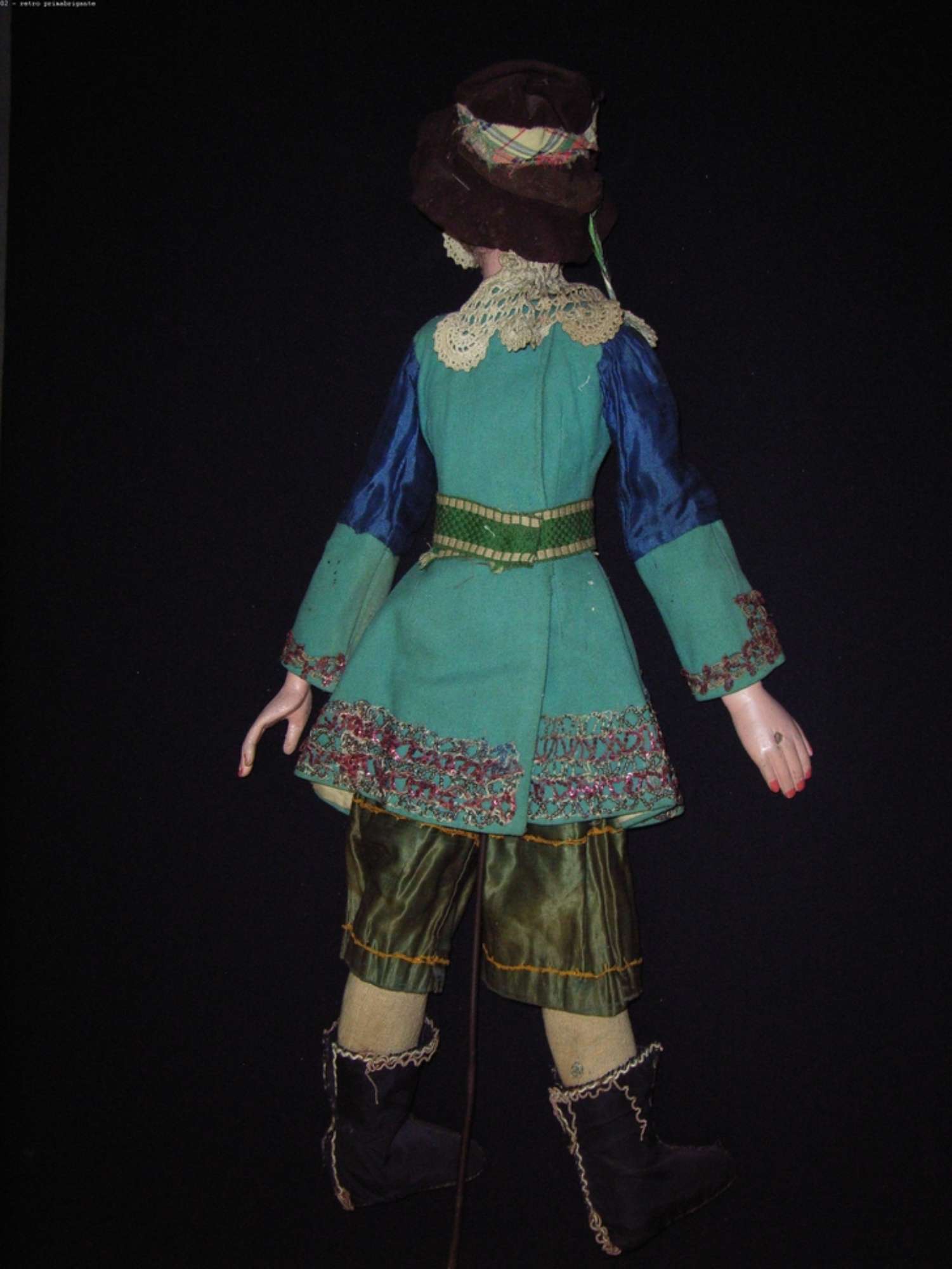 Retro prima del restauro